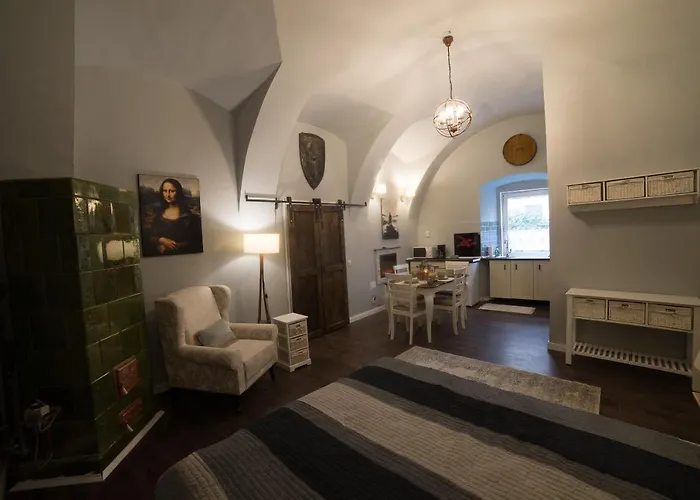 Ultra Medieval Daire