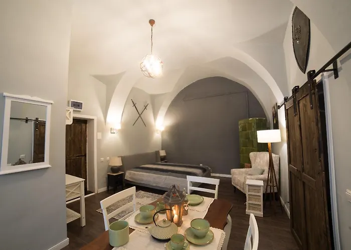 Ultra Medieval * קלוז'-נאפוקה